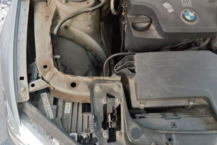 Used BMW 3 Series 2013 328i Sport Design Package Engine Bay Right