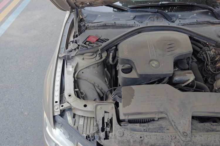 Used BMW 3 Series 2013 320Li Fashion Model Engine Bay Right