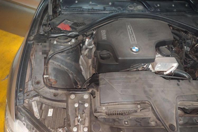 Used BMW 3 Series 2013 328Li Luxury Design Package Engine Bay Right