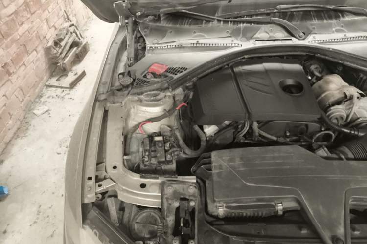 Used BMW 3 Series 2013 316i Active Edition Engine Bay Right