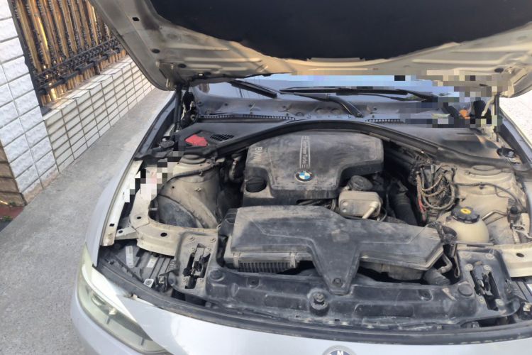 Used BMW 3 Series 2013 320i Sport Design Package Engine Bay Right