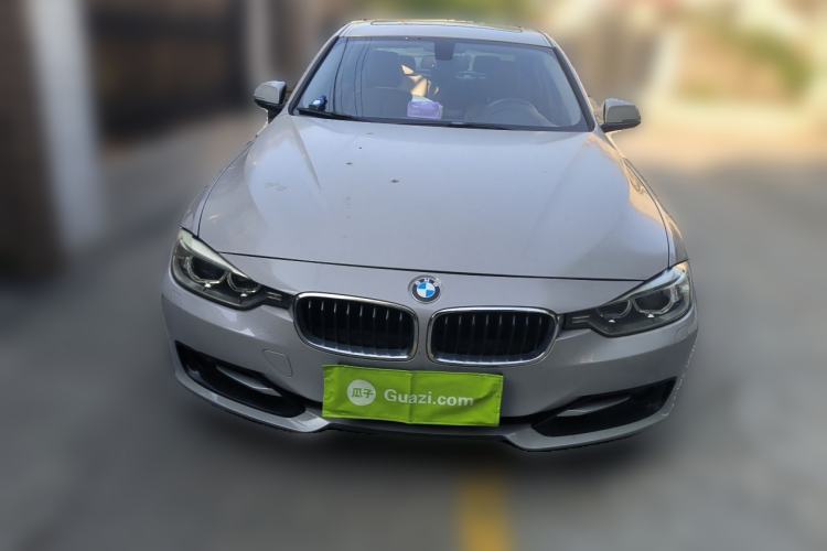 Used BMW 3 Series 2013 320i Sport Design Package Front