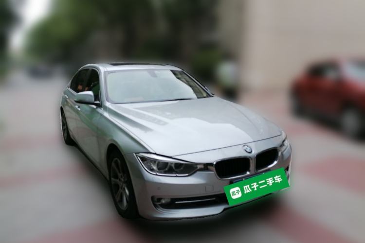 Used BMW 3 Series 2013 328Li Fashion Edition Front Right 45 Deg
