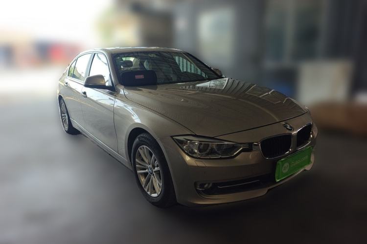 Used BMW 3 Series 2013 320Li Fashion Model Front Right 45 Deg