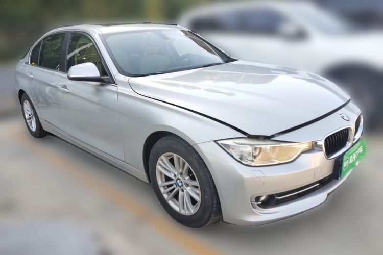 Used BMW 3 Series 2013 320Li Fashion Model Front Right 45 Deg