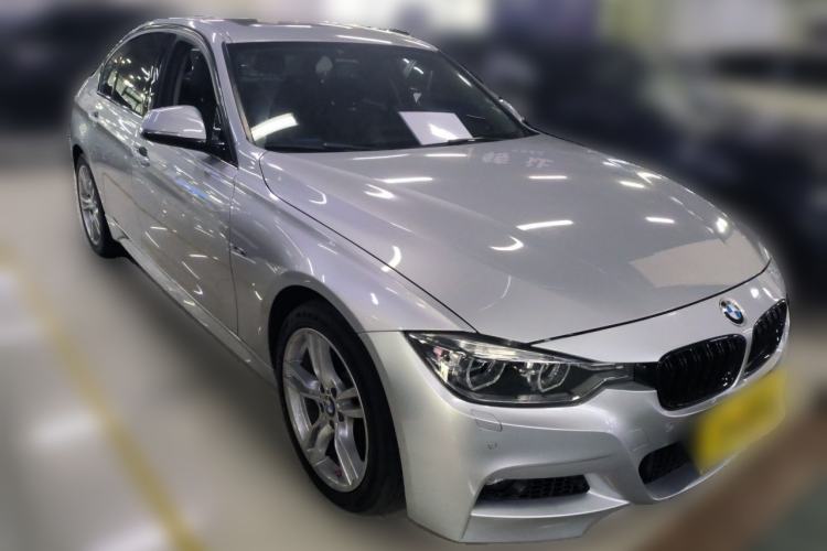 Used BMW 3 Series 2013 328i Sport Design Package Front Right 45 Deg