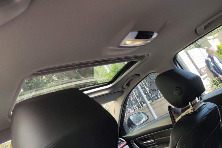 Used BMW 3 Series 2013 Facelifted 328i Sport Design Package Headliner
