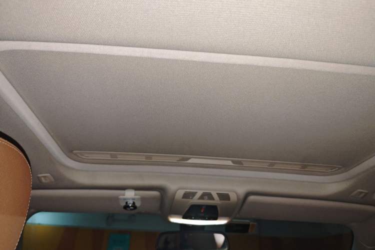 Used BMW 3 Series 2013 328Li Luxury Design Package Headliner