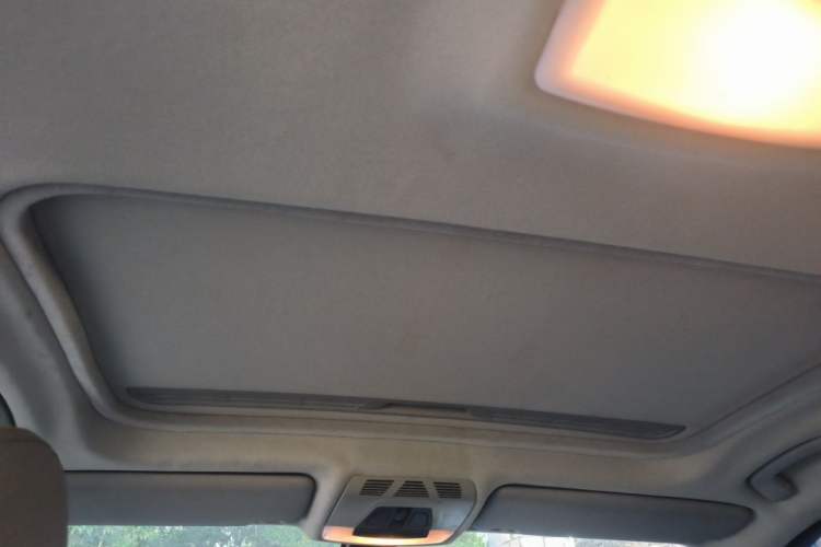 Used BMW 3 Series 2013 320i Sport Design Package Headliner