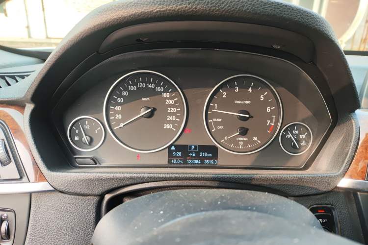 Used BMW 3 Series 2013 320Li Fashion Model Instrument Cluster