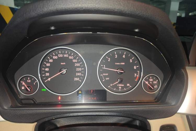 Used BMW 3 Series 2013 320i Sport Edition Instrument Cluster