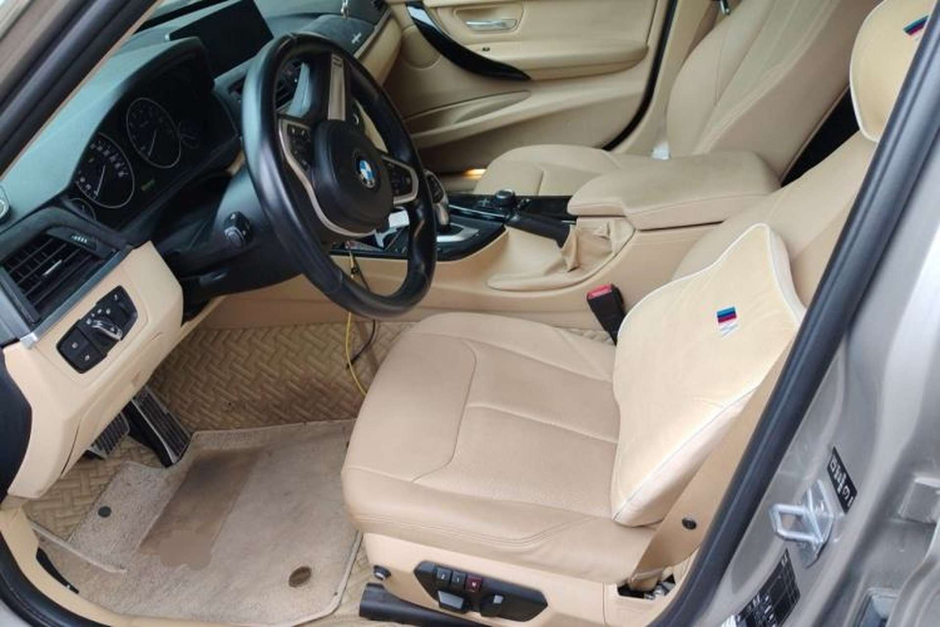 Used BMW 3 Series 2013 320Li Fashion Model Left Front Seat