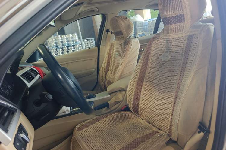 Used BMW 3 Series 2013 320Li Fashion Model Left Front Seat