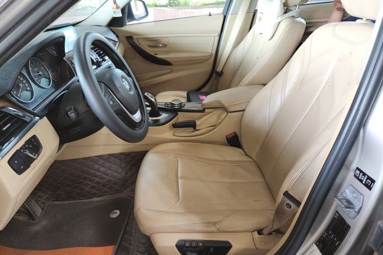 Used BMW 3 Series 2013 Facelifted 320Li Luxury Design Package Left Front Seat