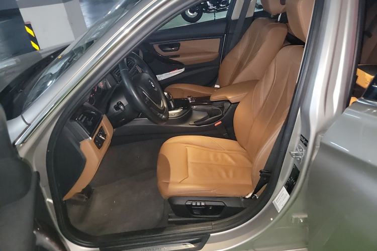 Used BMW 3 Series 2013 Facelifted 320Li Luxury Design Package Left Front Seat