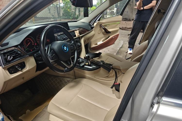 Used BMW 3 Series 2013 320Li Fashion Model Left Front Seat