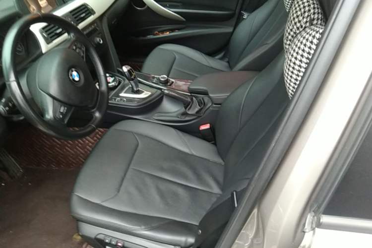 Used BMW 3 Series 2013 316i Active Edition Left Front Seat