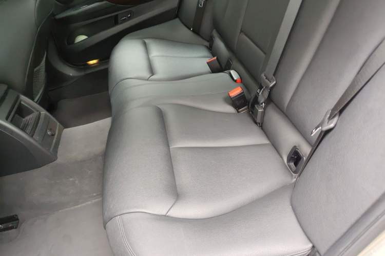 Used BMW 3 Series 2013 320Li Fashion Model Left Rear Seat