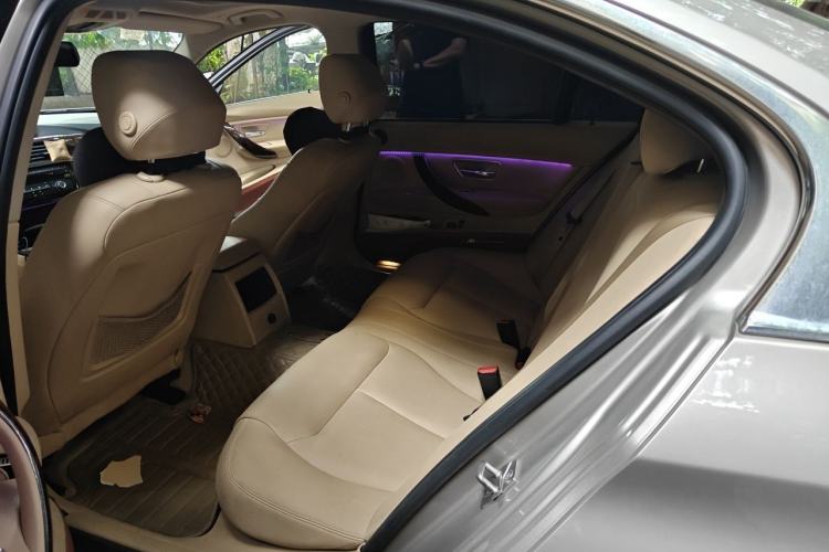 Used BMW 3 Series 2013 320Li Fashion Model Left Rear Seat