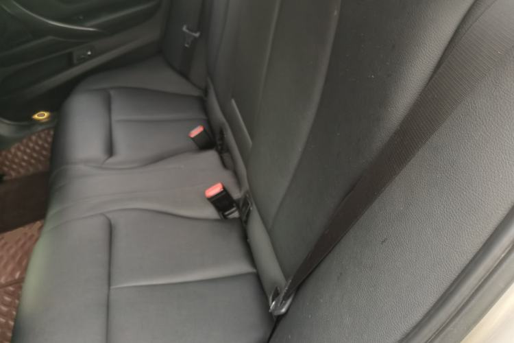 Used BMW 3 Series 2013 320Li Fashion Model Left Rear Seat