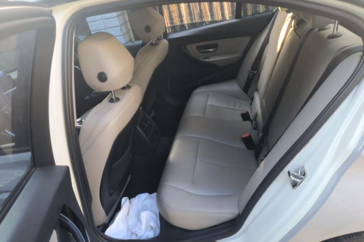 Used BMW 3 Series 2013 320i Sport Design Package Left Rear Seat