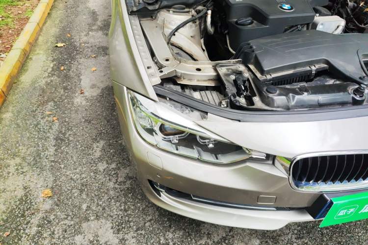 Used BMW 3 Series 2013 320Li Fashion Model Right Front Headlight