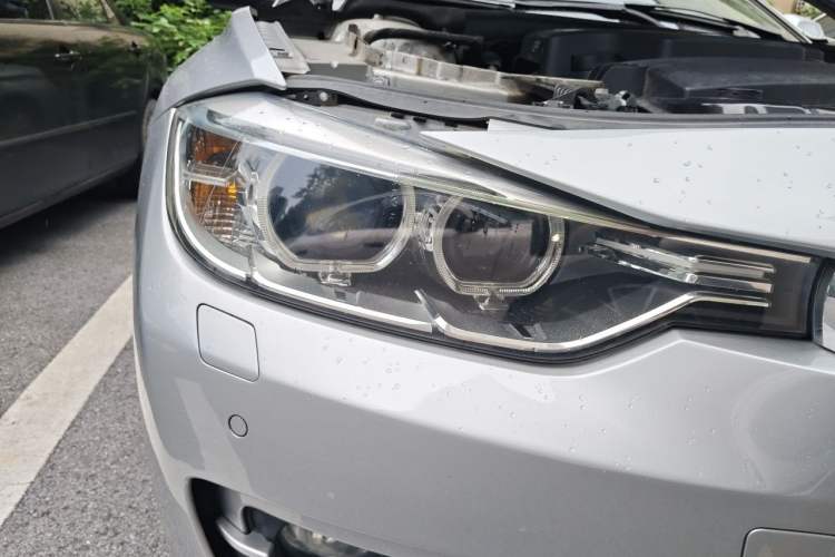 Used BMW 3 Series 2013 320Li Fashion Design Package Right Front Headlight
