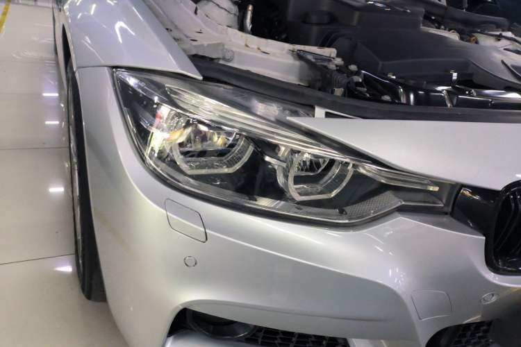 Used BMW 3 Series 2013 328i Sport Design Package Right Front Headlight