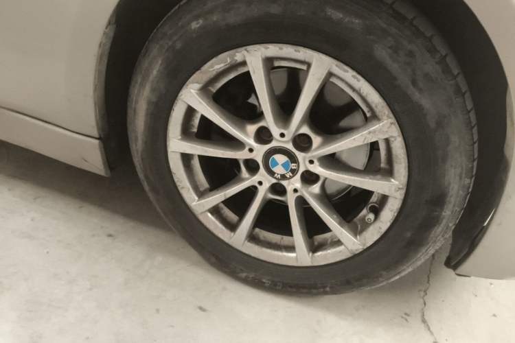 Used BMW 3 Series 2013 316i Active Edition Right Front Wheel Hub