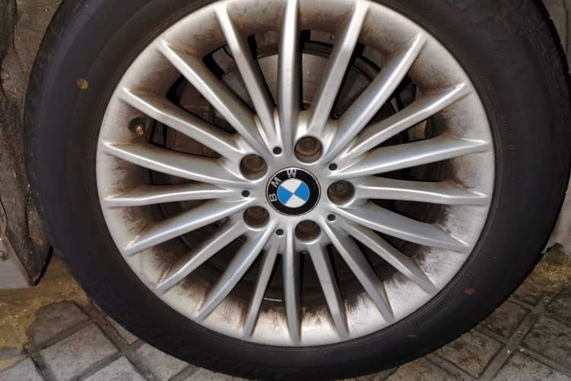 Used BMW 3 Series 2013 Facelifted 320Li Luxury Design Package Right Front Wheel Hub