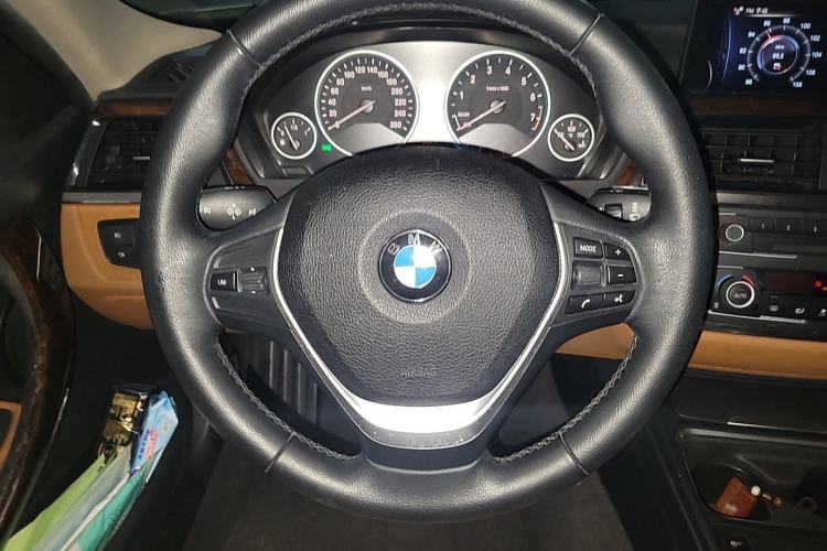 Used BMW 3 Series 2013 Facelifted 320Li Luxury Design Package Steering Wheel
