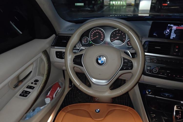 Used BMW 3 Series 2013 320Li Luxury Design Package Steering Wheel