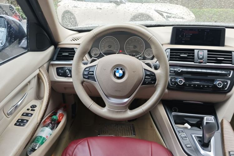 Used BMW 3 Series 2013 320Li Fashion Design Package Steering Wheel
