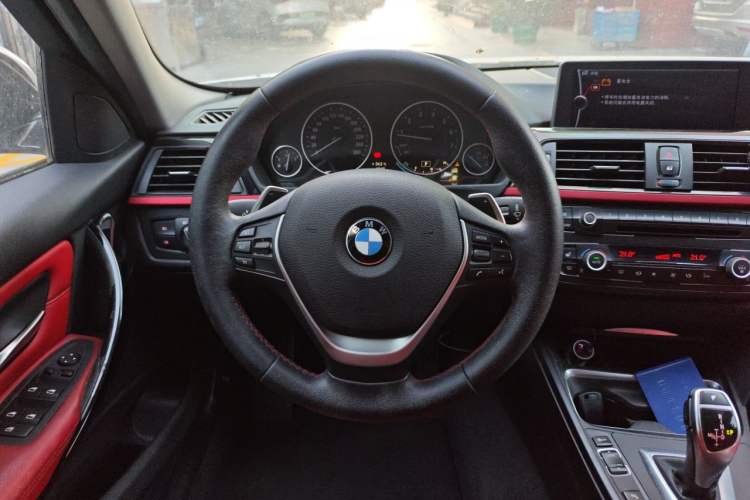 Used BMW 3 Series 2013 328i Sport Design Package Steering Wheel