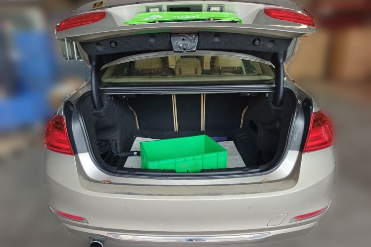 Used BMW 3 Series 2013 320Li Fashion Model Trunk