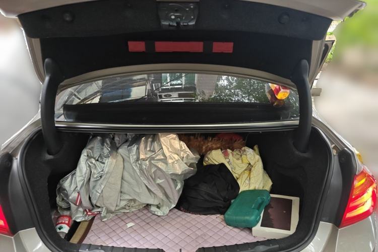 Used BMW 3 Series 2013 320Li Fashion Model Trunk