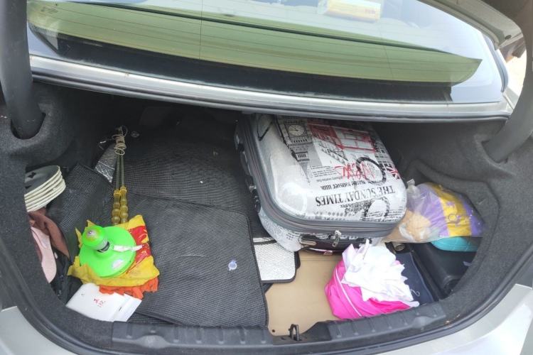 Used BMW 3 Series 2013 320Li Fashion Model Trunk