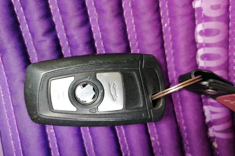 Used BMW 3 Series 2013 328Li Fashion Edition Vehicle Key