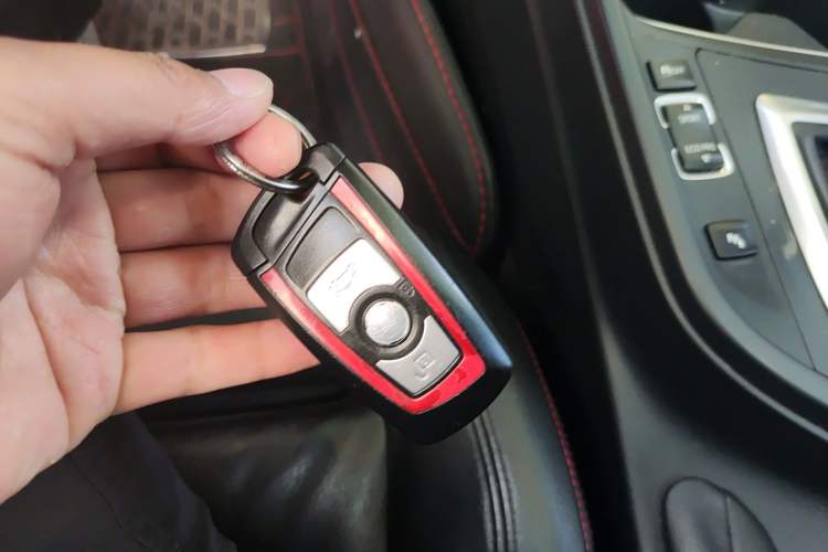 Used BMW 3 Series 2013 Facelifted 328i Sport Design Package Vehicle Key