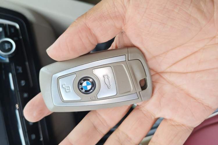 Used BMW 3 Series 2013 320Li Fashion Design Package Vehicle Key