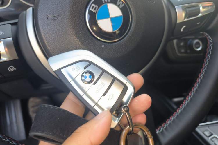 Used BMW 3 Series 2013 320i Sport Design Package Vehicle Key