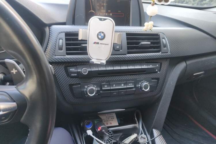 Used BMW 3 Series 2013 316i Active Edition Audio And AC Panel