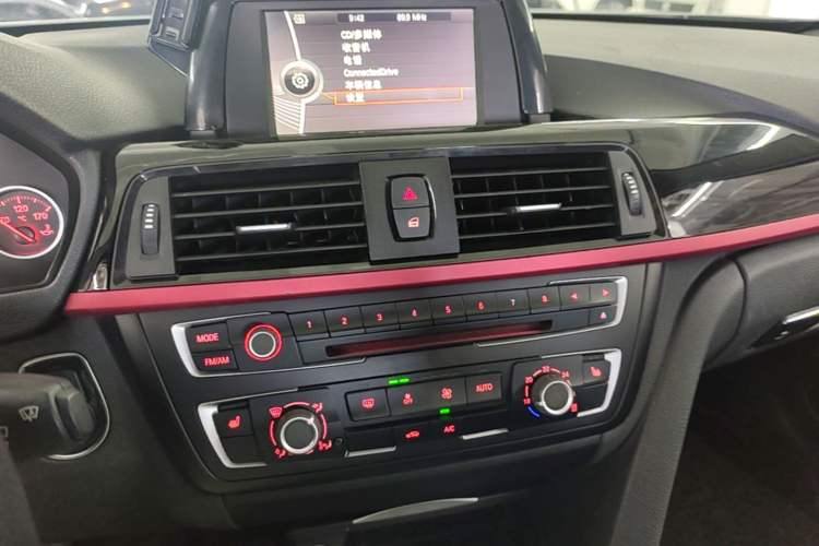 Used BMW 3 Series 2013 316i Sport Design Package Audio And AC Panel