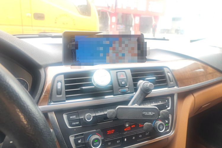 Used BMW 3 Series 2013 Facelift 320Li Fashion Design Package Audio And AC Panel