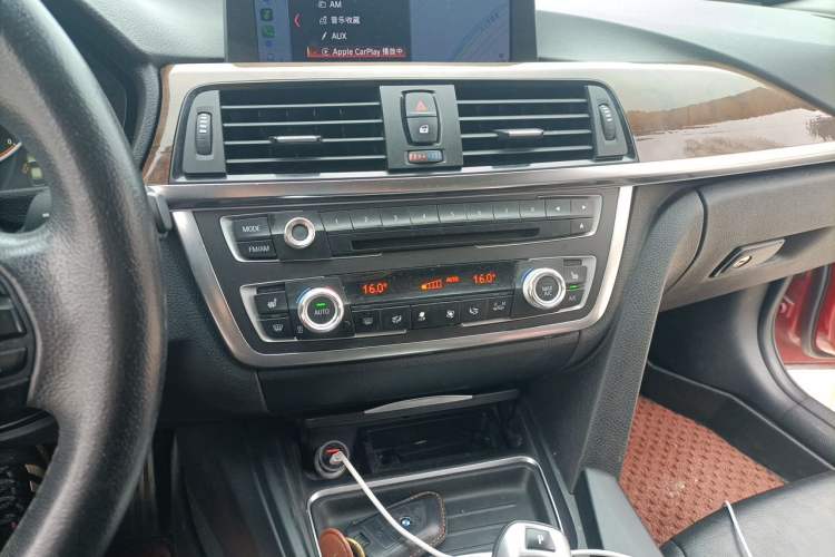 Used BMW 3 Series 2013 320Li Luxury Design Package Audio And AC Panel