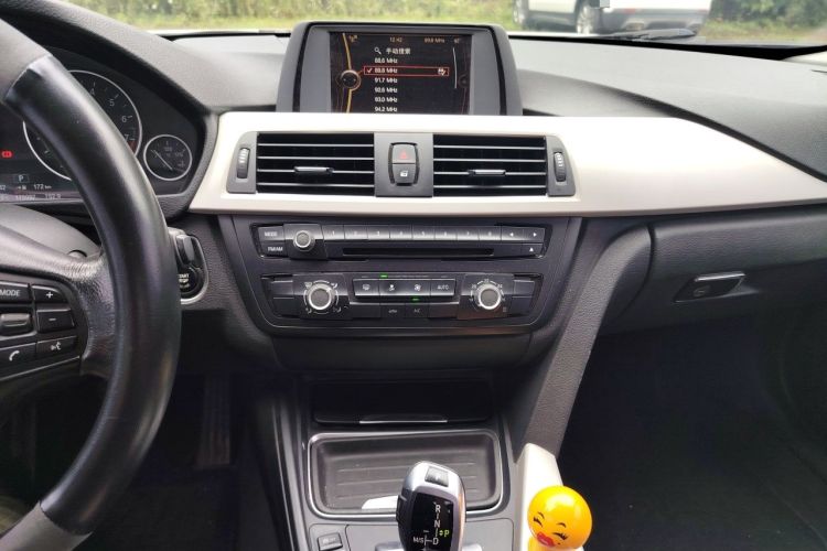 Used BMW 3 Series 2013 316i Active Edition Audio And AC Panel