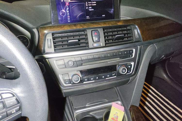 Used BMW 3 Series 2013 Facelifted 320Li Luxury Design Package Audio And AC Panel