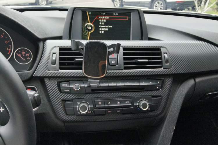 Used BMW 3 Series 2013 316i Active Edition Audio And AC Panel