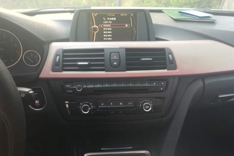 Used BMW 3 Series 2013 316i Active Edition Audio And AC Panel
