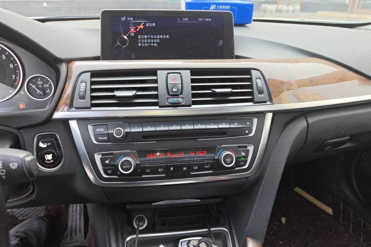 Used BMW 3 Series 2013 320Li Luxury Design Package Audio And AC Panel
